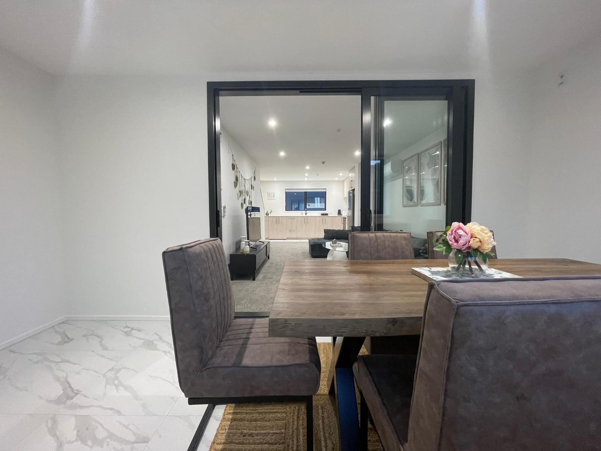 Luxury Cbd 2 Bed Near Riverside Market Free Parking! 크라이스트처치 외부 사진