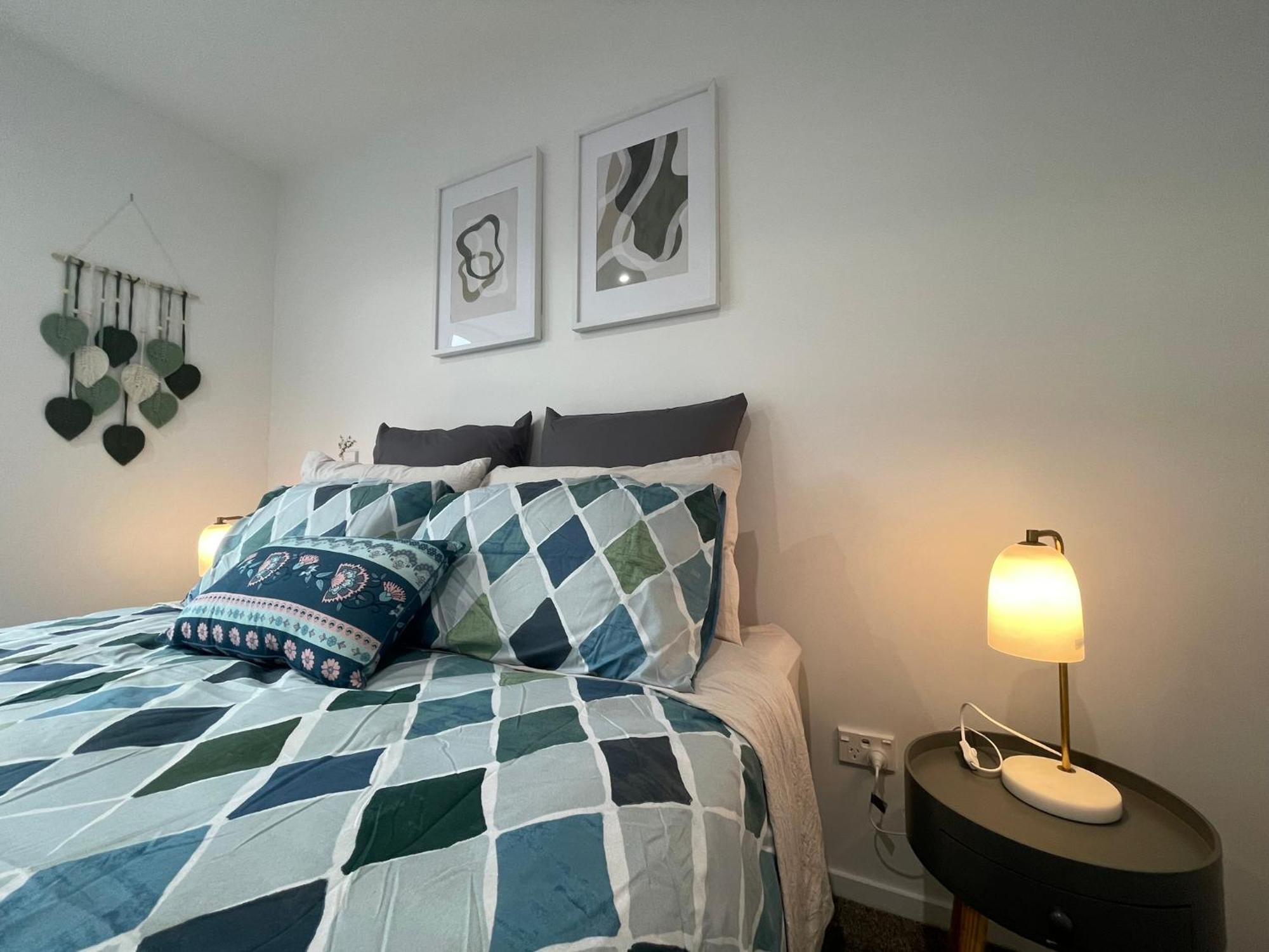Luxury Cbd 2 Bed Near Riverside Market Free Parking! 크라이스트처치 외부 사진