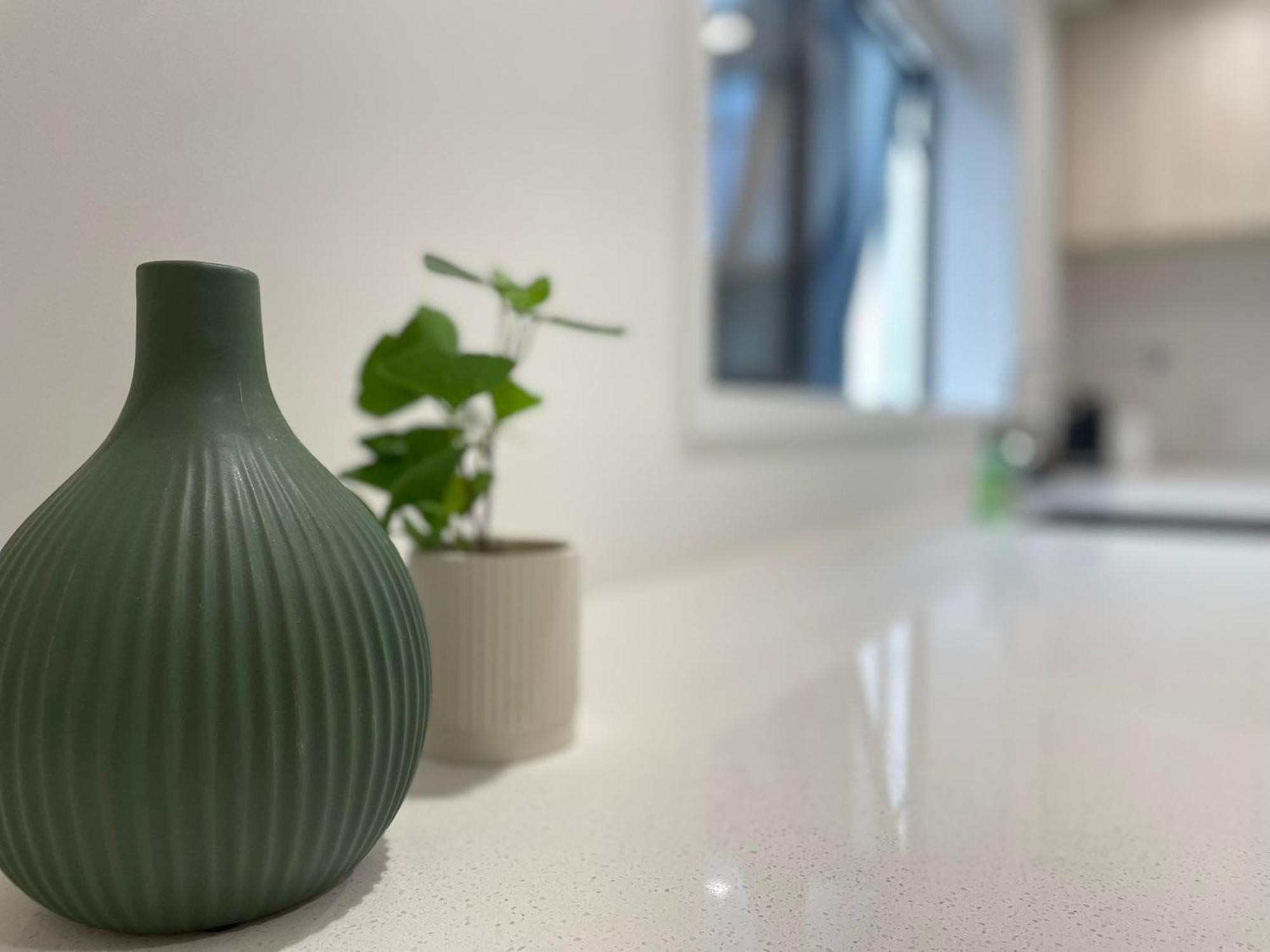 Luxury Cbd 2 Bed Near Riverside Market Free Parking! 크라이스트처치 외부 사진