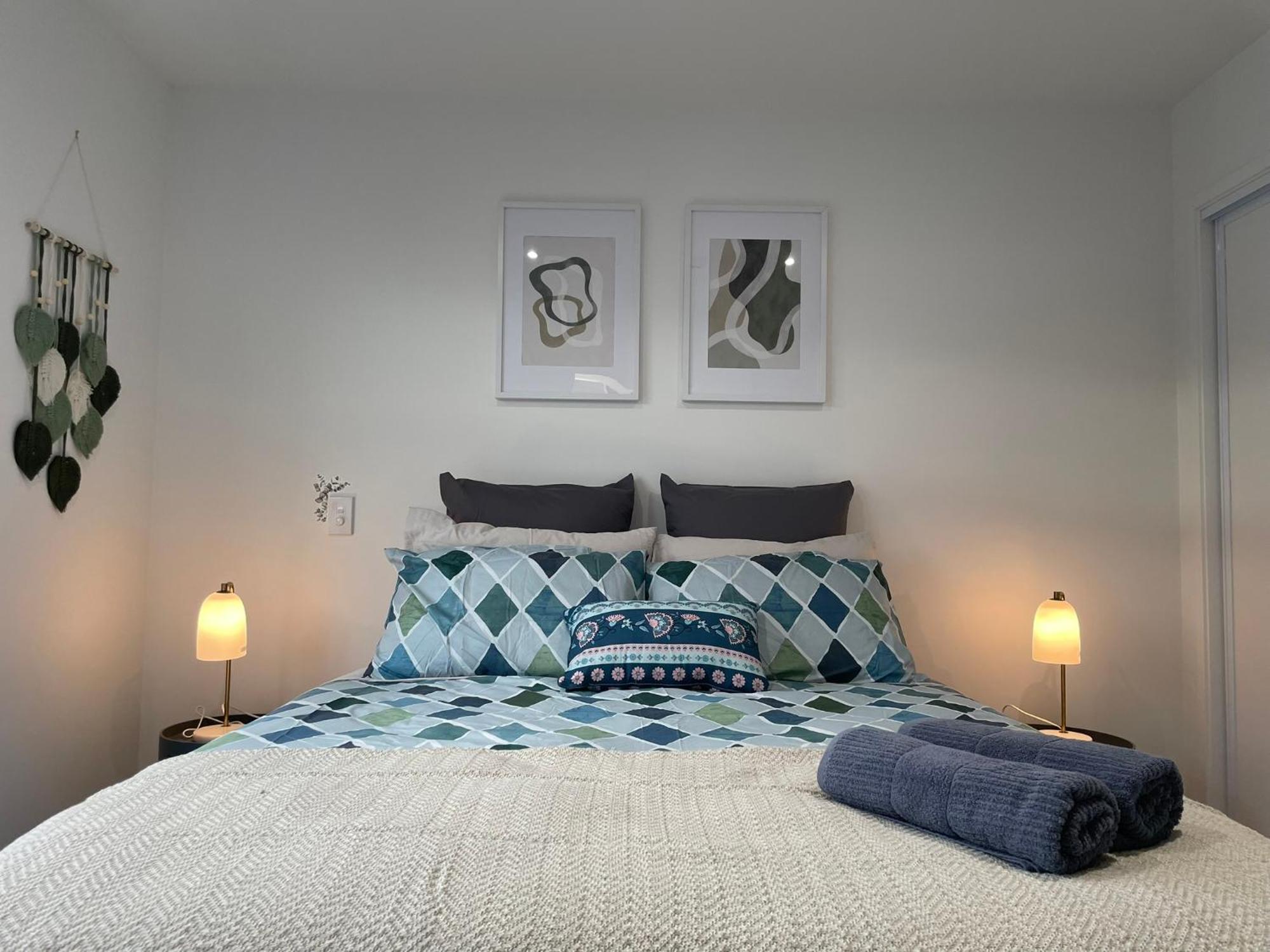 Luxury Cbd 2 Bed Near Riverside Market Free Parking! 크라이스트처치 외부 사진