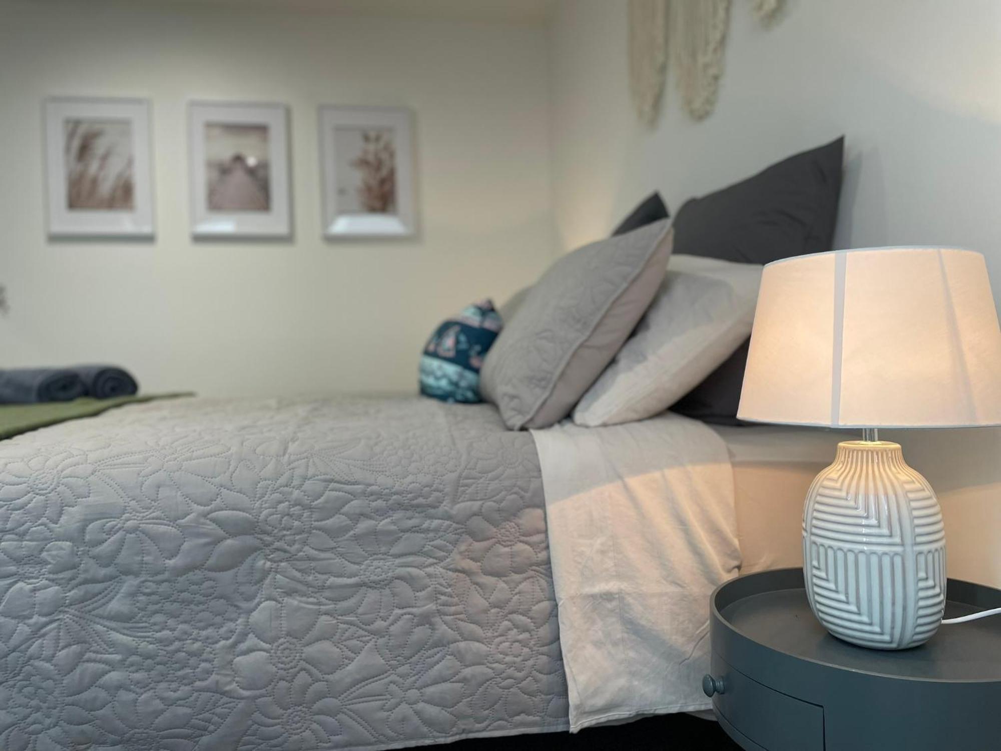 Luxury Cbd 2 Bed Near Riverside Market Free Parking! 크라이스트처치 외부 사진
